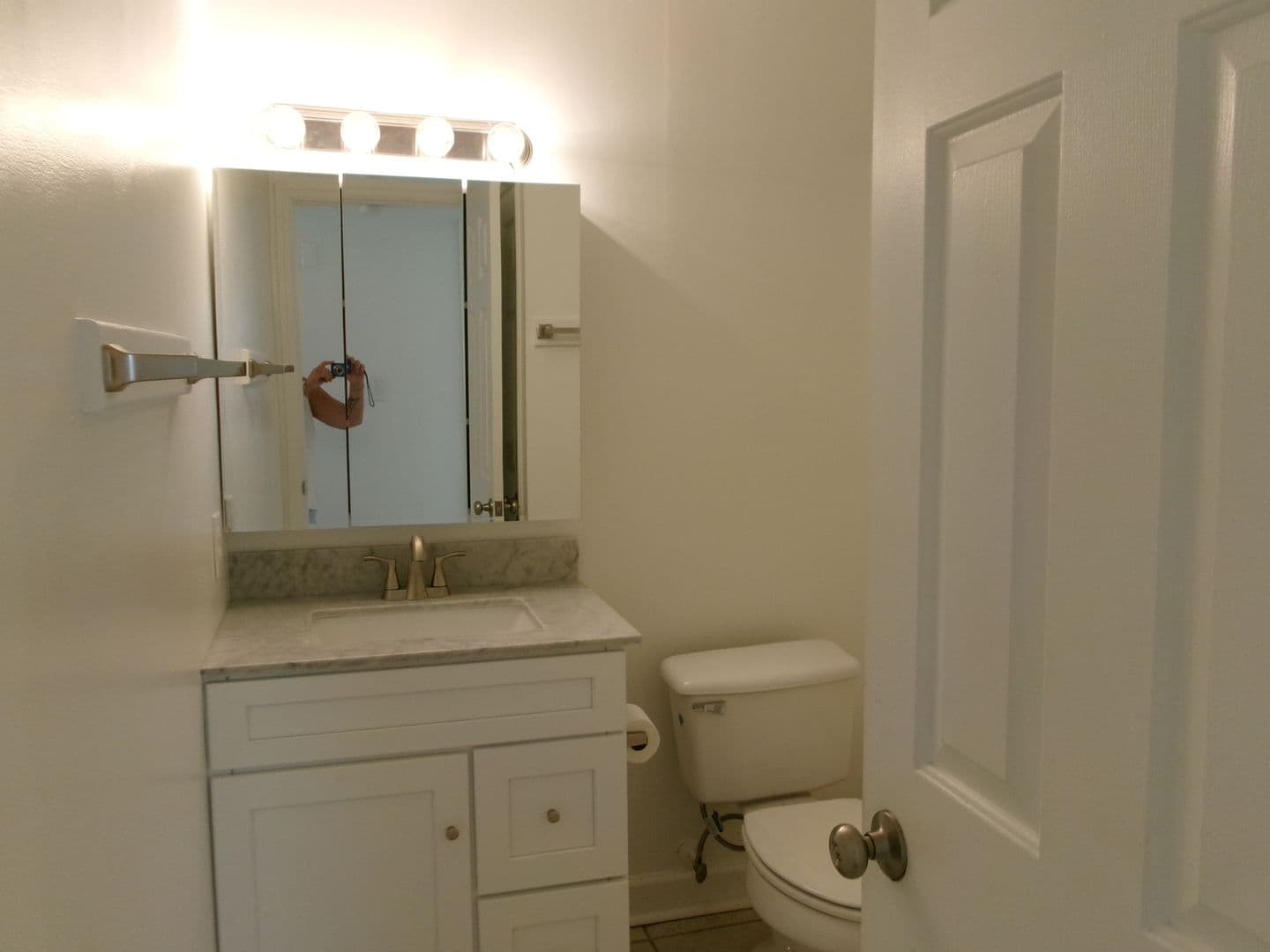Conway Condo: 615 Carter Lane # D-2