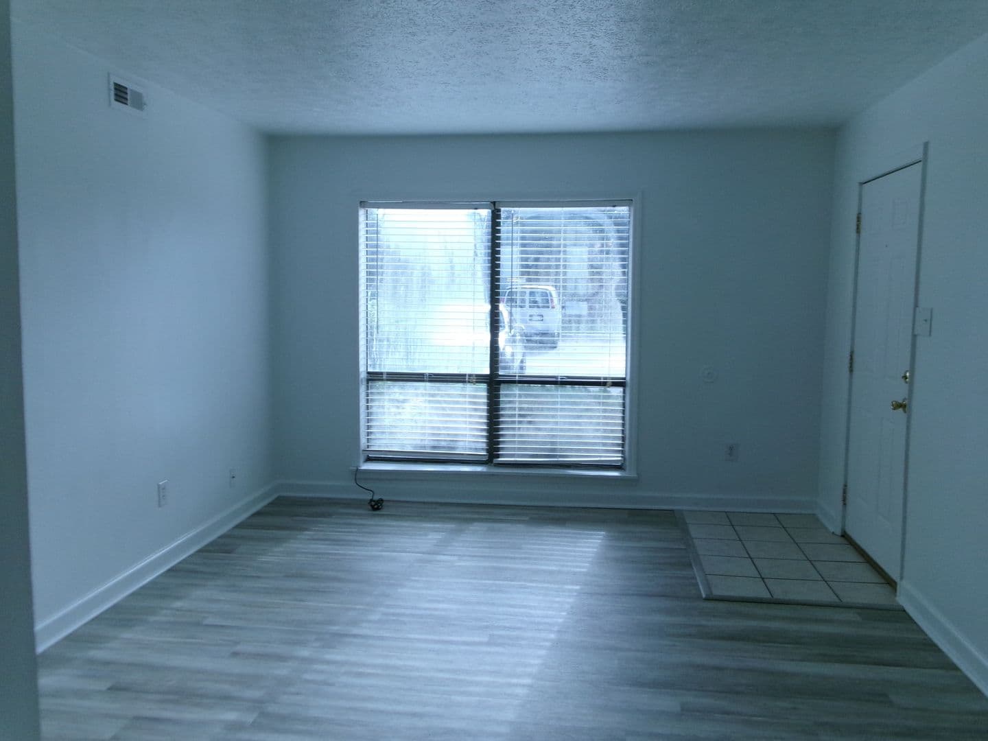 Conway Condo: 615 Carter Lane # D-2