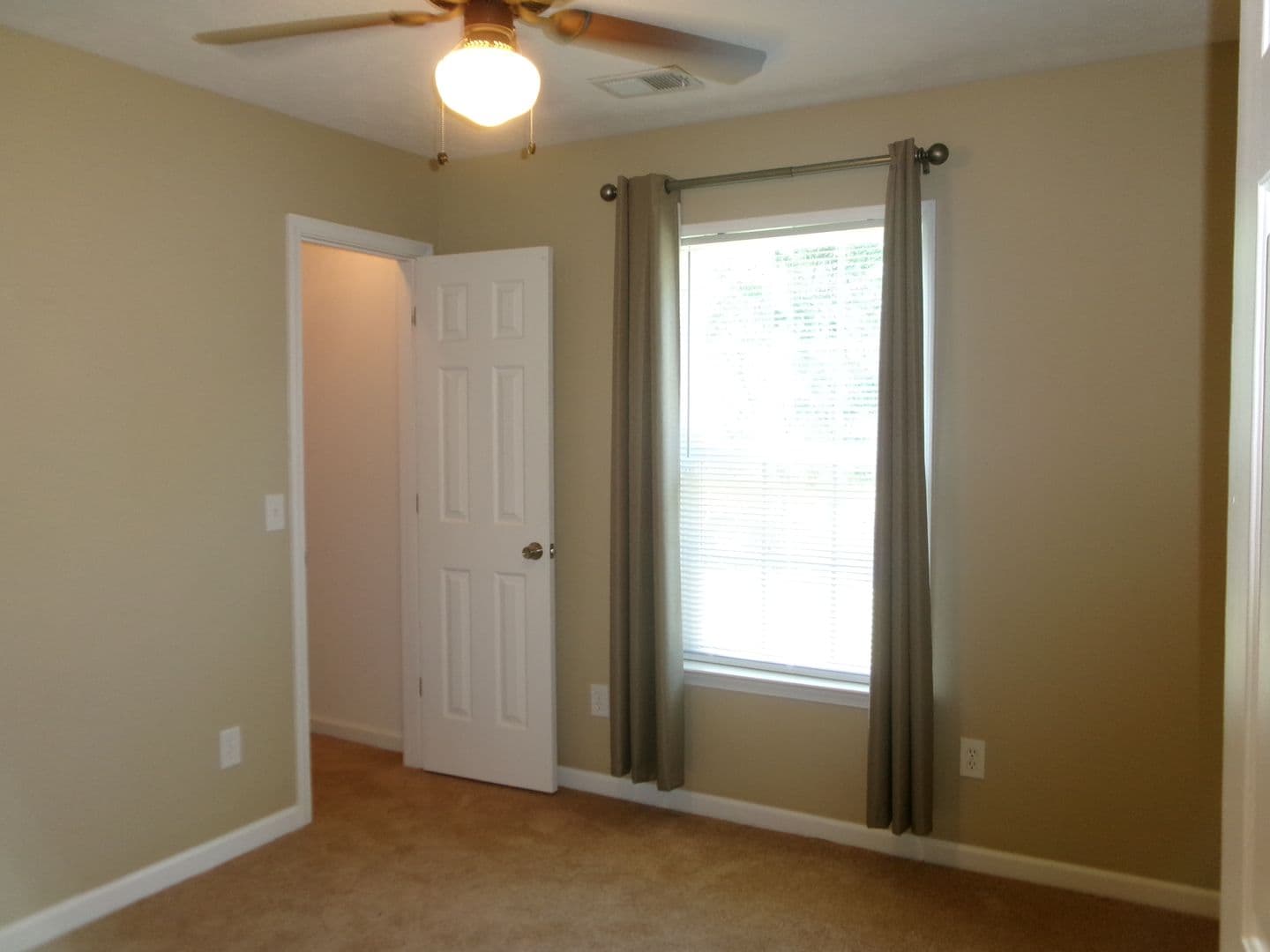 Myrtle Beach House: 4659 East Walkerton Road