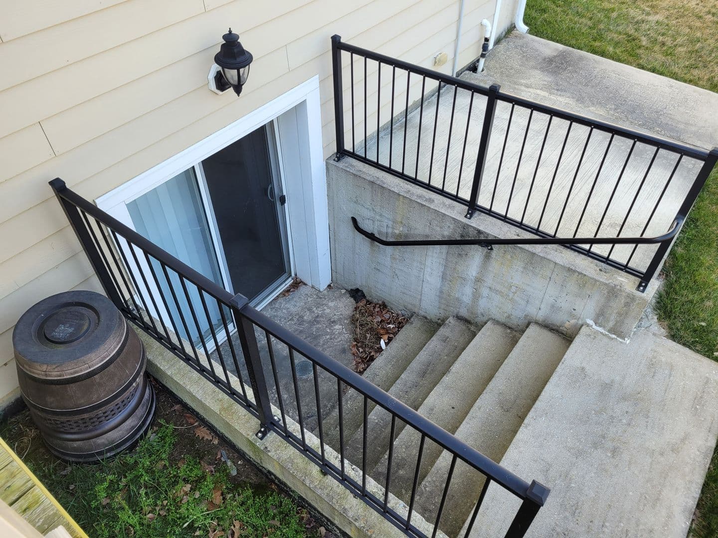 Dover House: 23 Nicholas Drive