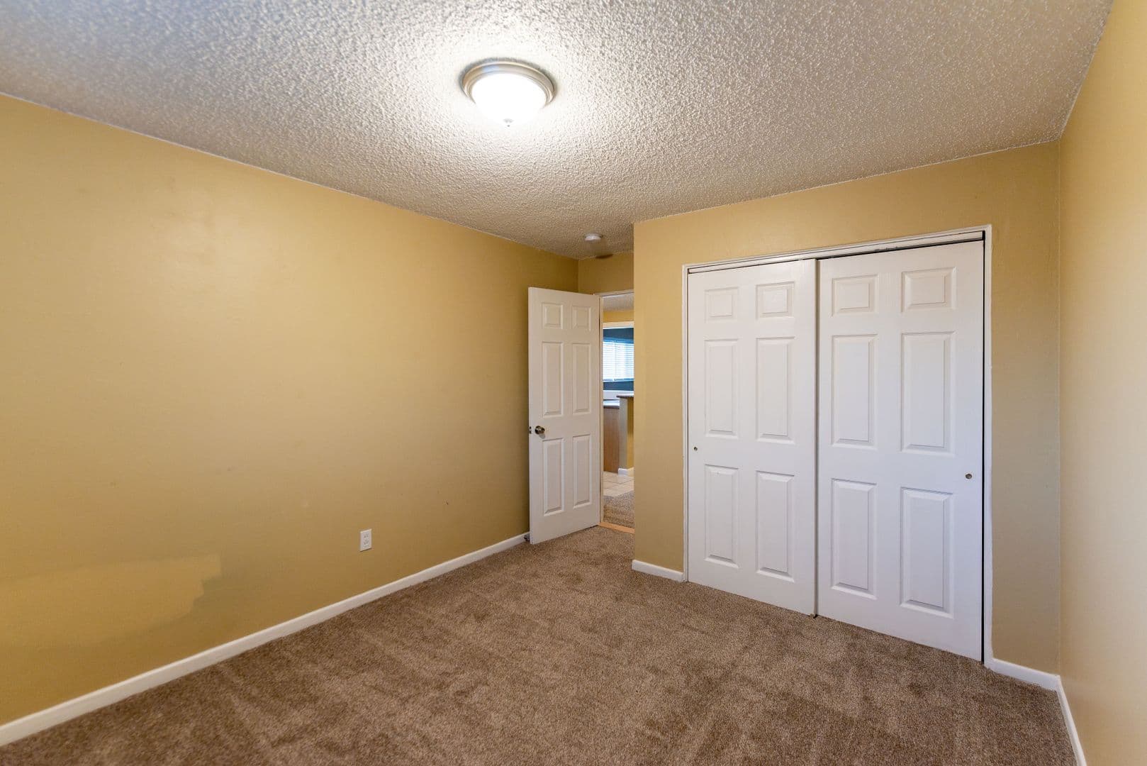 Wheat Ridge Apartment: 2650 Chase St.