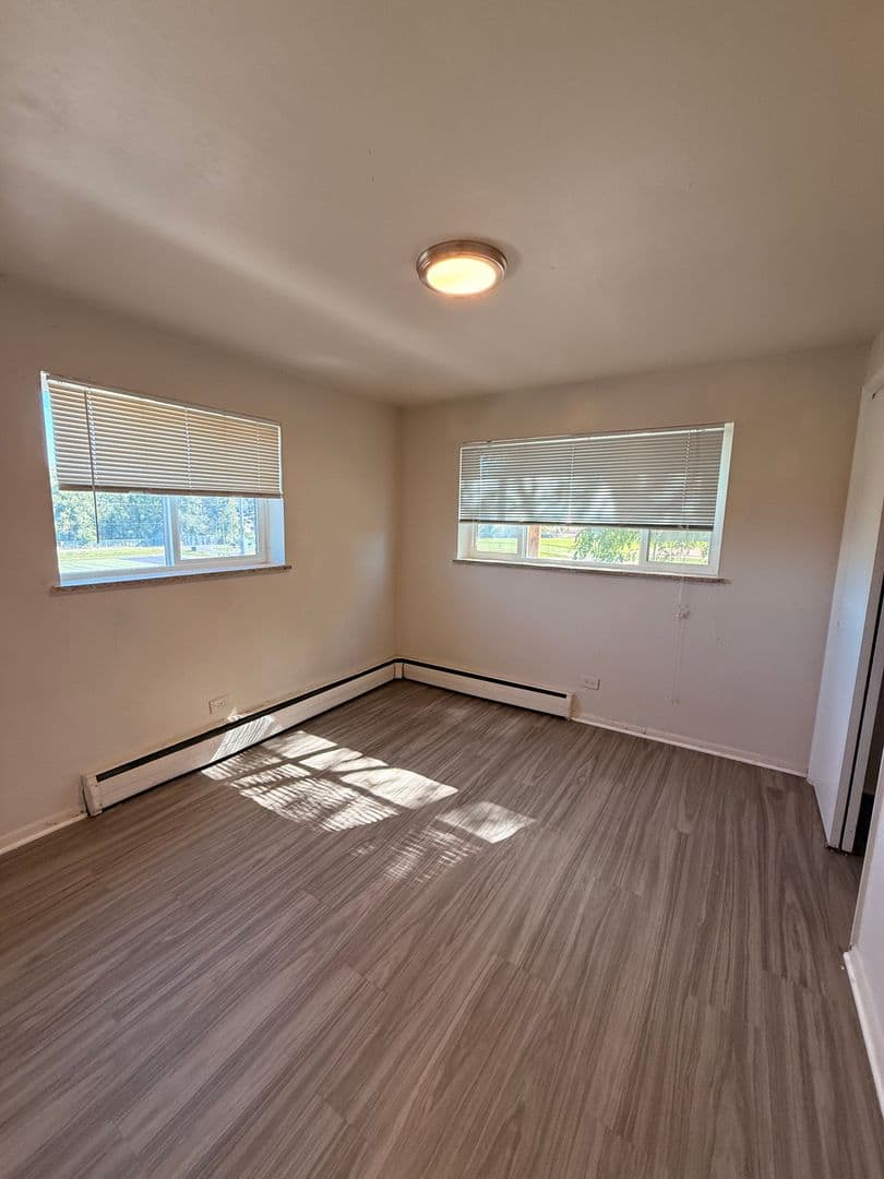 Littleton Apartment: 5532 S Grant St.