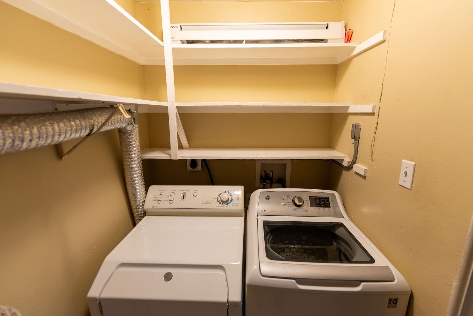 Wheat Ridge Apartment: 2650 Chase St.