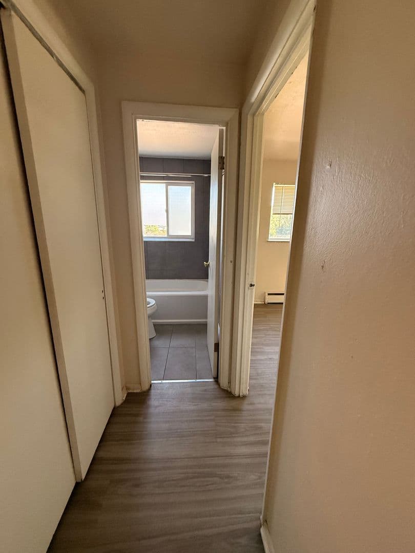 Littleton Apartment: 5532 S Grant St.