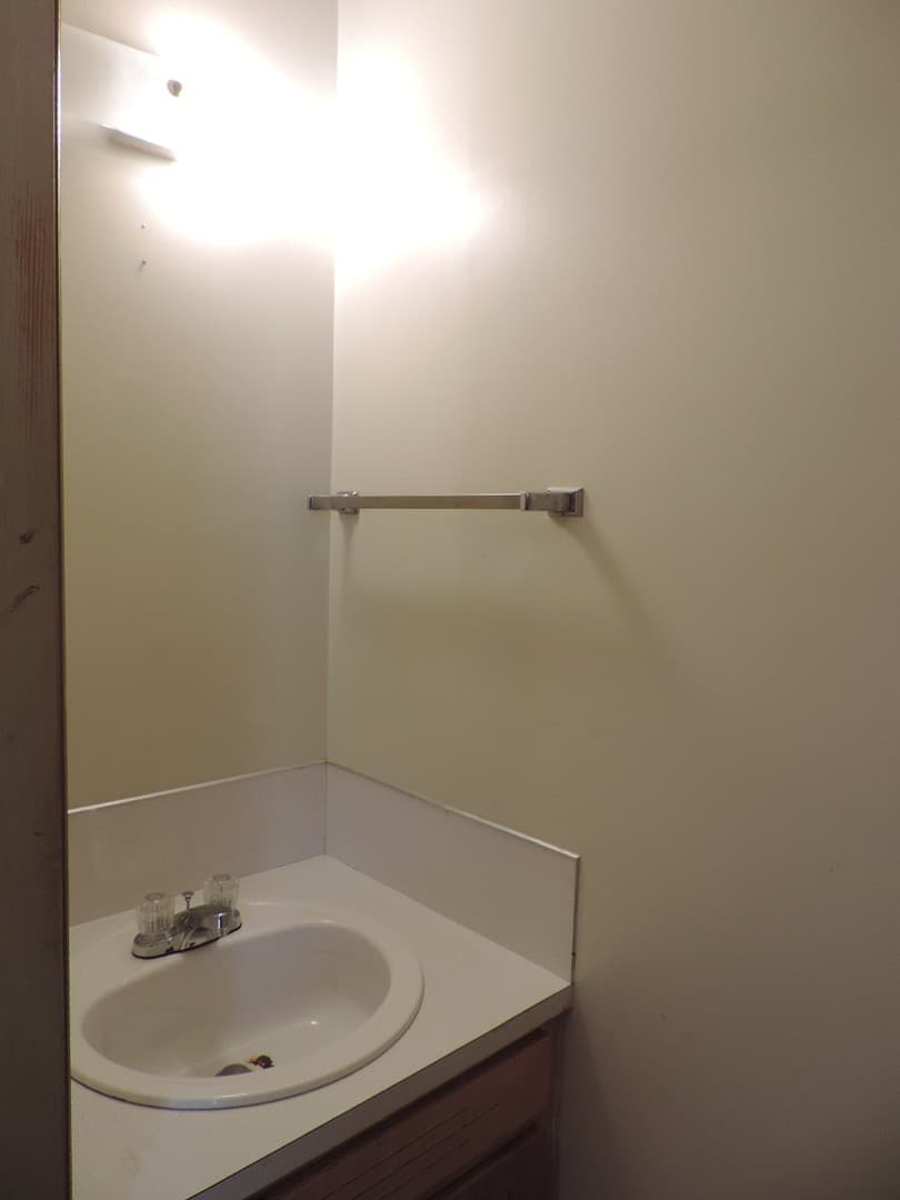 West Jefferson House: 4086 Nettle Knob Rd. # 210