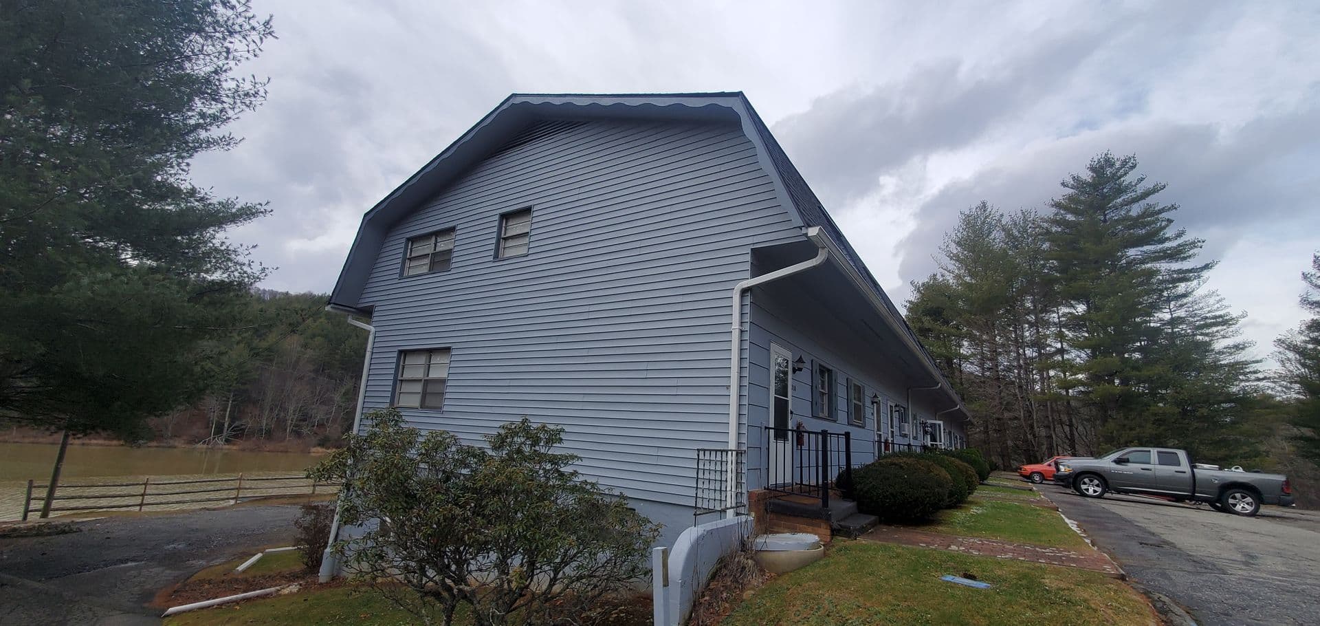 West Jefferson House: 4086 Nettle Knob Rd. # 210