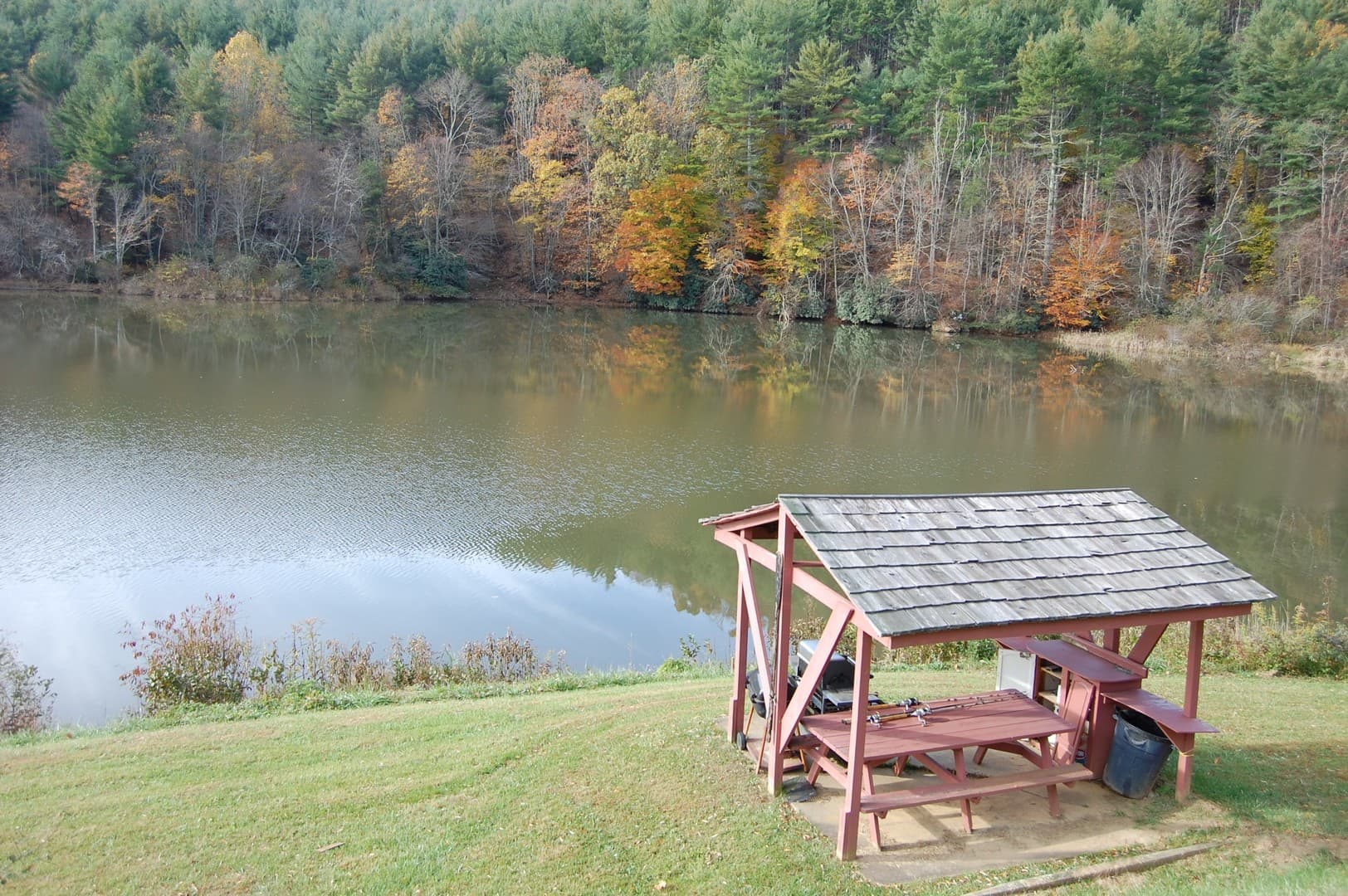 West Jefferson House: 4086 Nettle Knob Rd. # 210