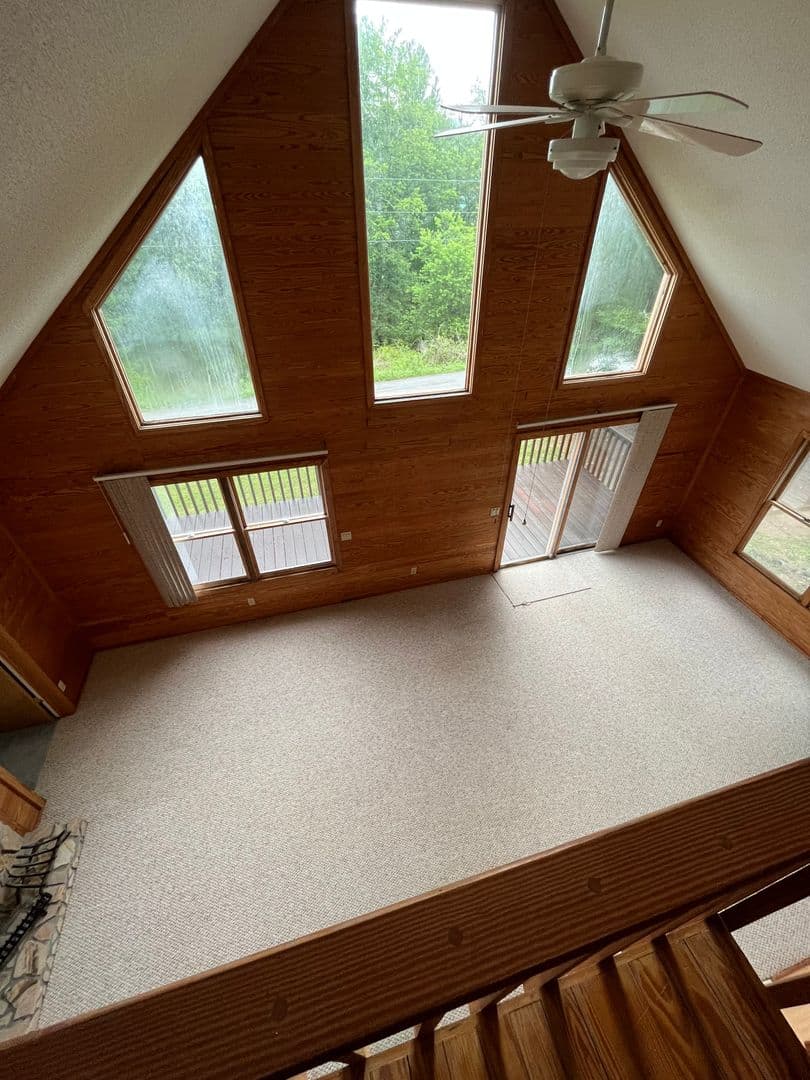 West Jefferson House: 326 Monticello Dr