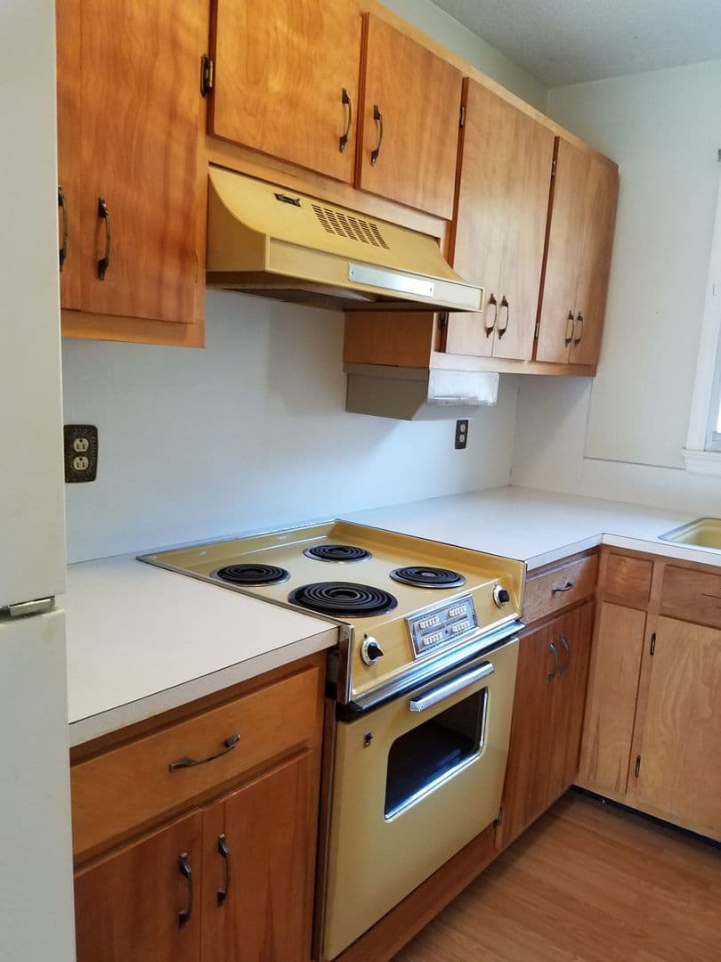 West Jefferson House: 4086 Nettle Knob Rd. # 210
