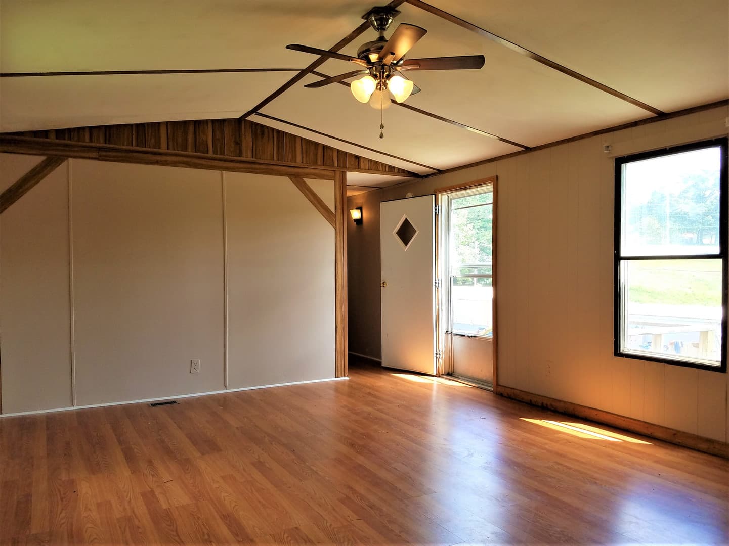 Crumpler House: 2979 Hwy 16 N. Unit #10