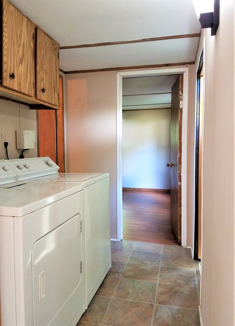 Crumpler House: 2979 Hwy 16 N. Unit #10