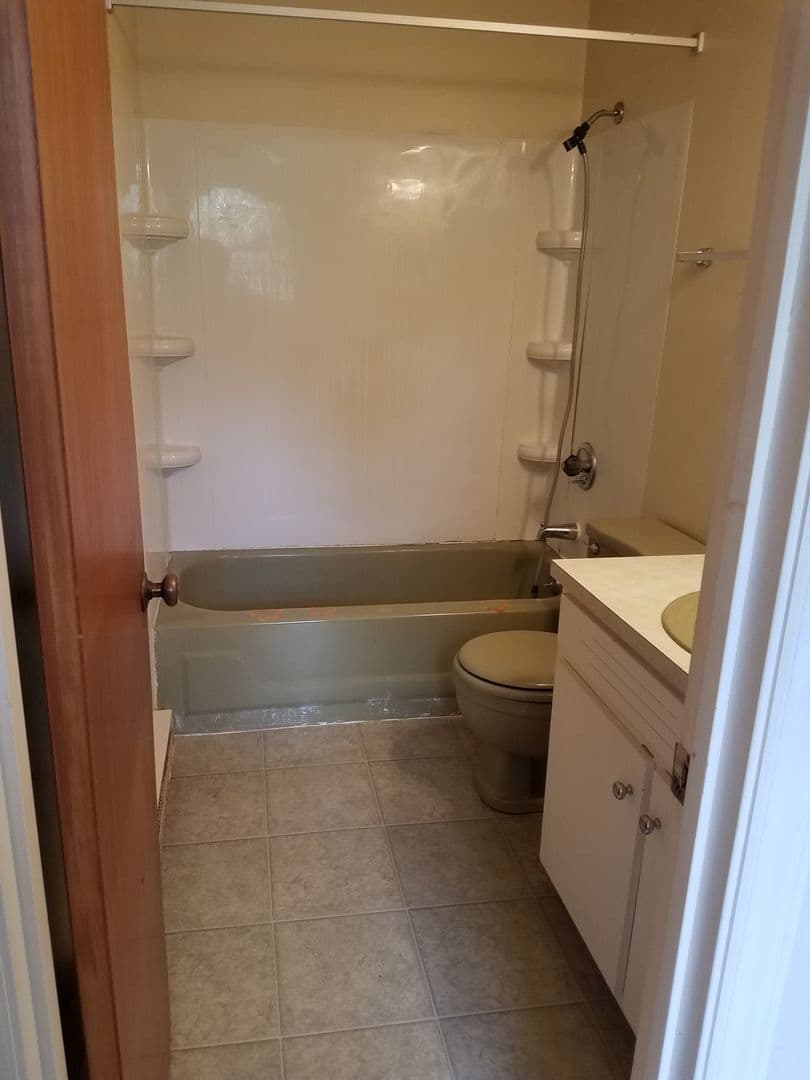 West Jefferson House: 4086 Nettle Knob Rd. # 210