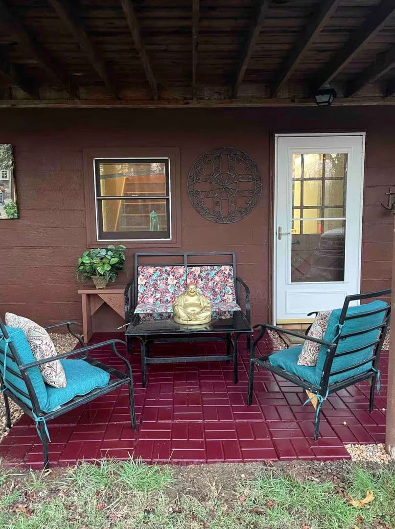Fletcher Apartment: 2001 Cane Creek Rd