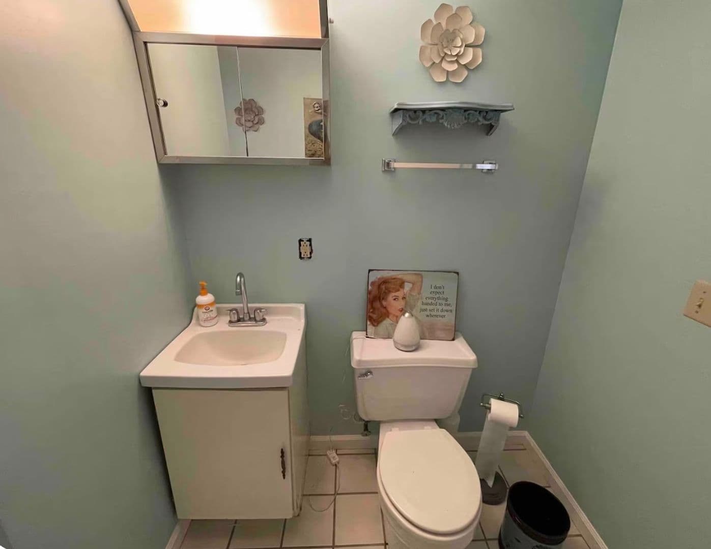 Fletcher Apartment: 2001 Cane Creek Rd