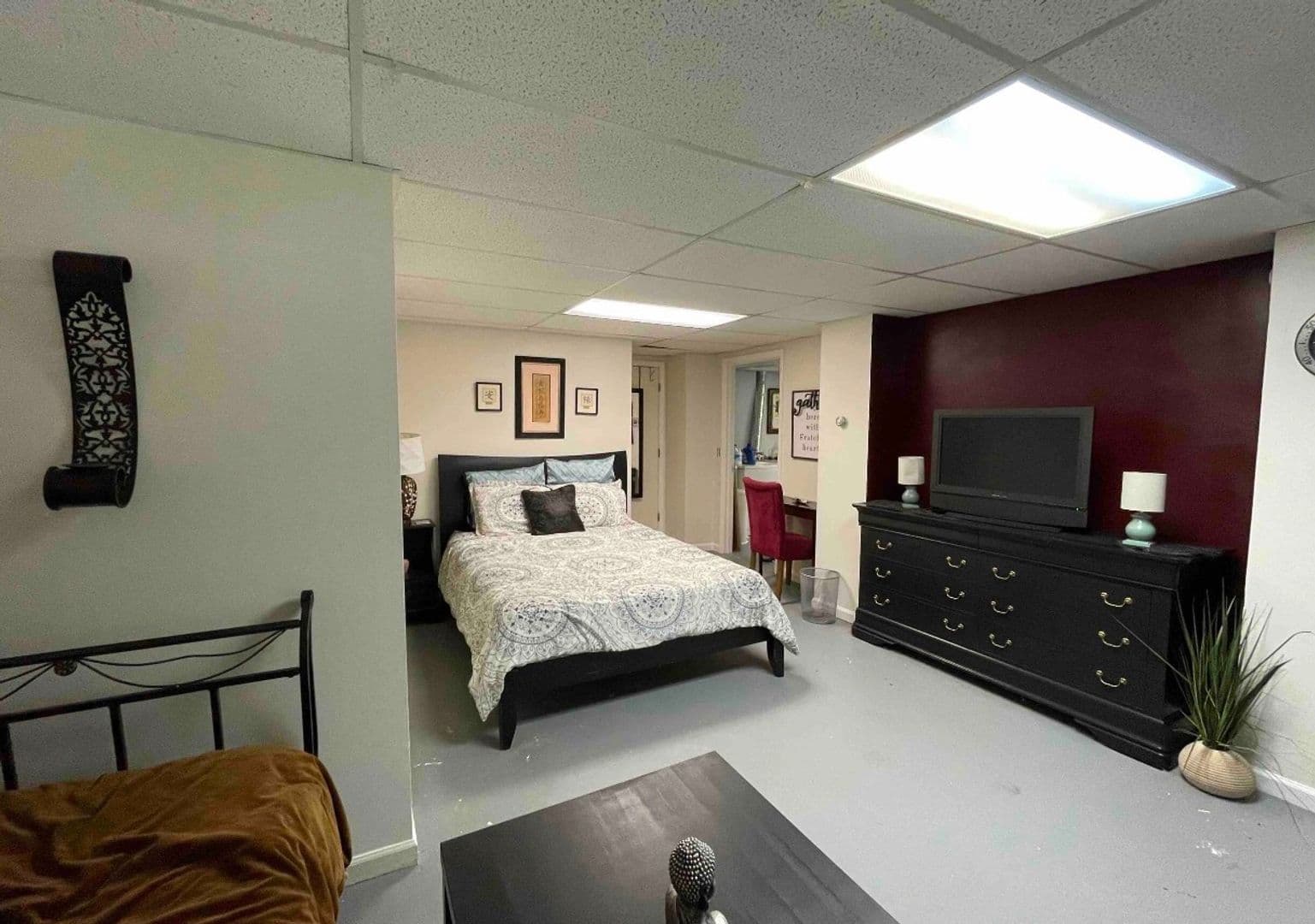 Fletcher Apartment: 2001 Cane Creek Rd