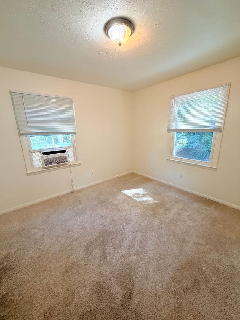 Asheville Apartment: 315 Kenilworth Rd