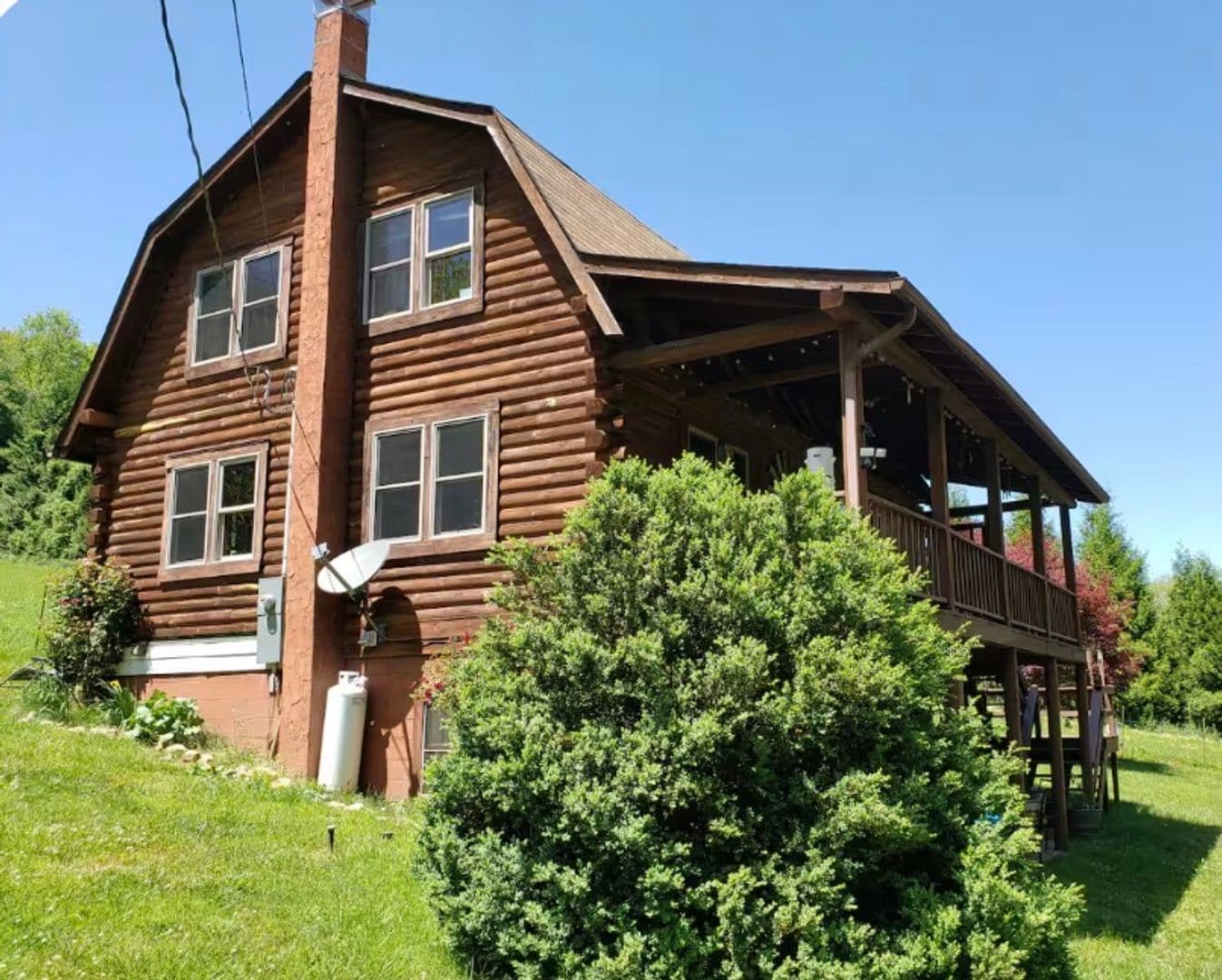 Fletcher Apartment: 2001 Cane Creek Rd