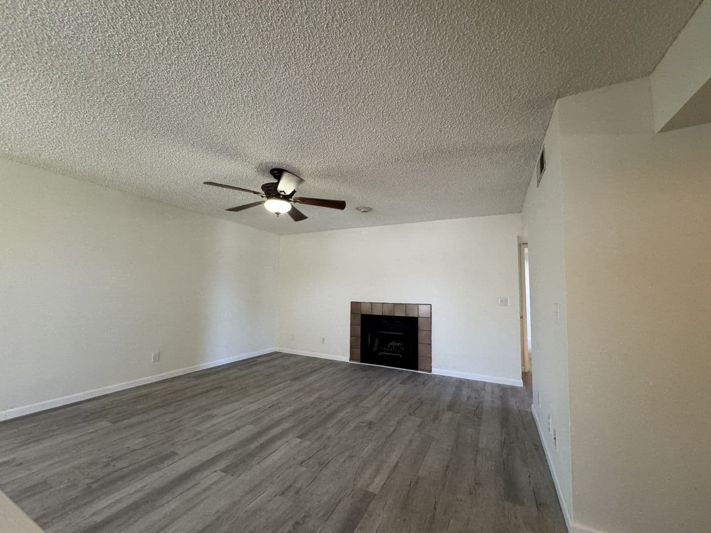Tempe Apartment: 850 S River Dr.