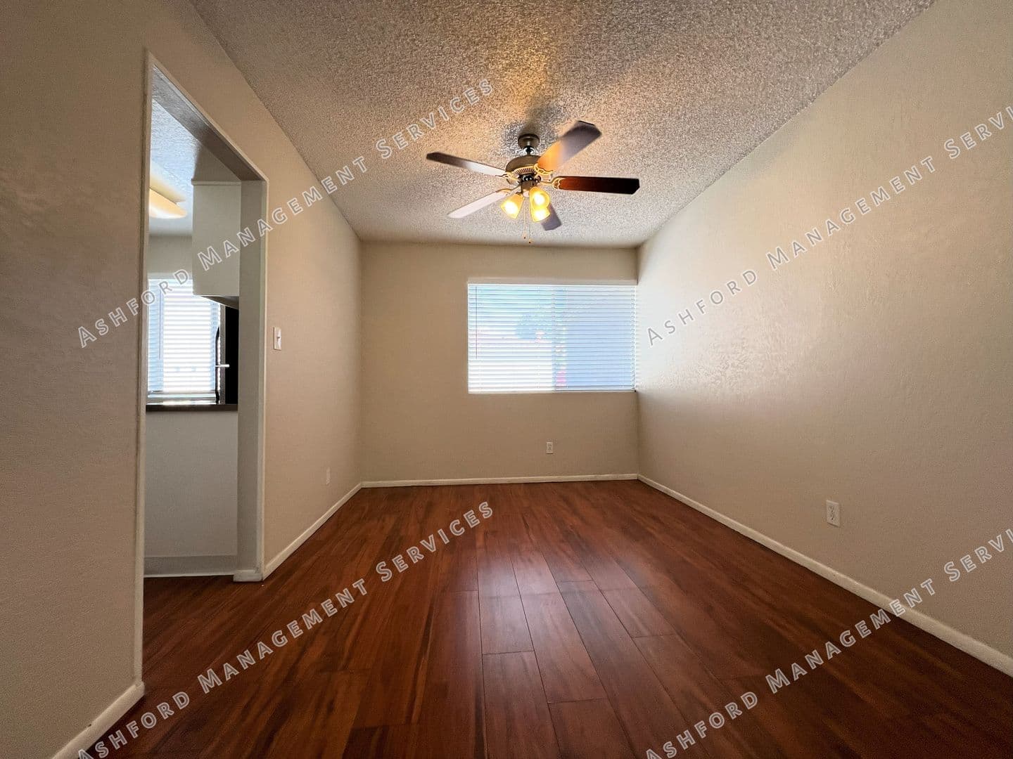 Phoenix Condo: 7141 N 16th St #227