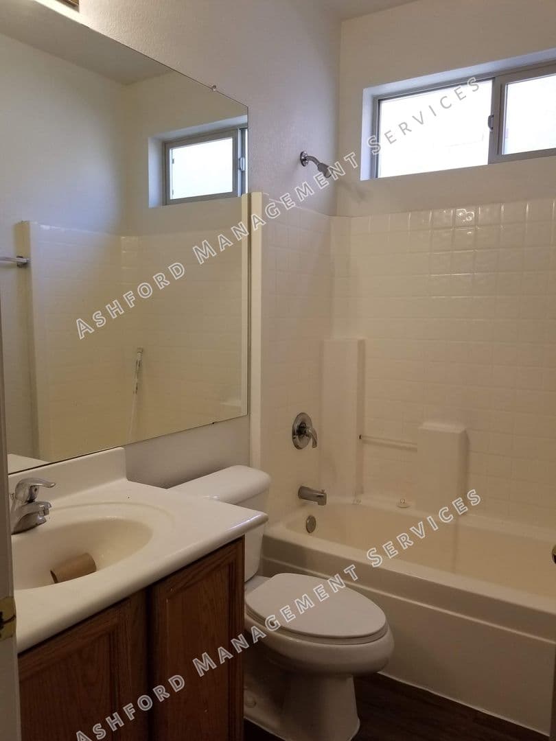 Phoenix House: 9131 W Monte Vista Rd