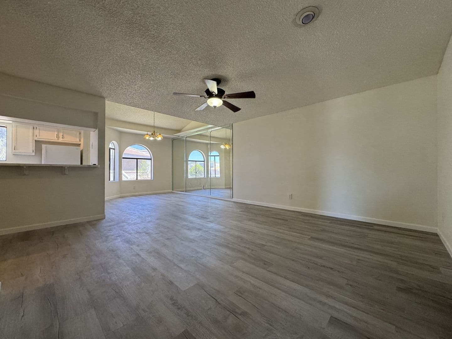 Tempe Apartment: 850 S River Dr.