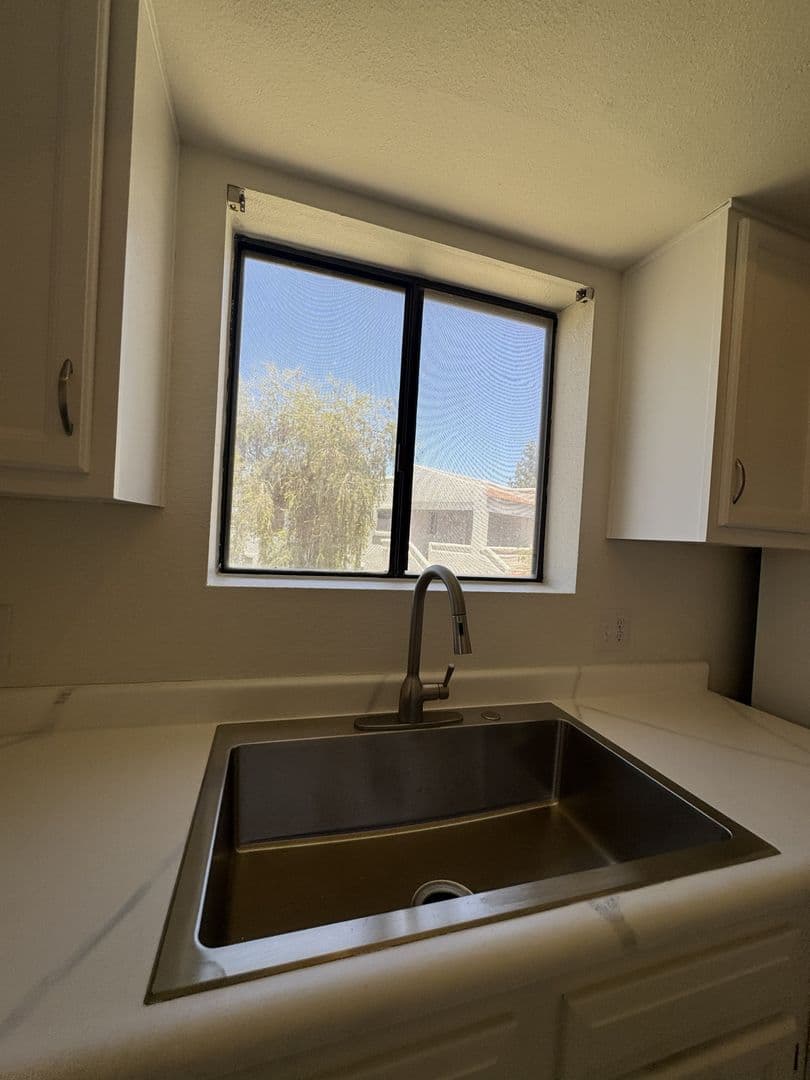 Tempe Apartment: 850 S River Dr.