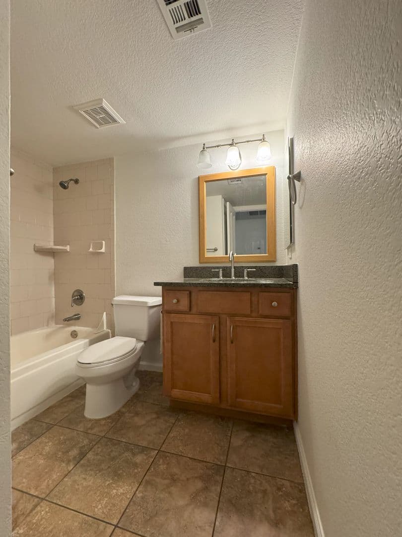 Tempe Condo: 200 E. Southern Ave  - 241