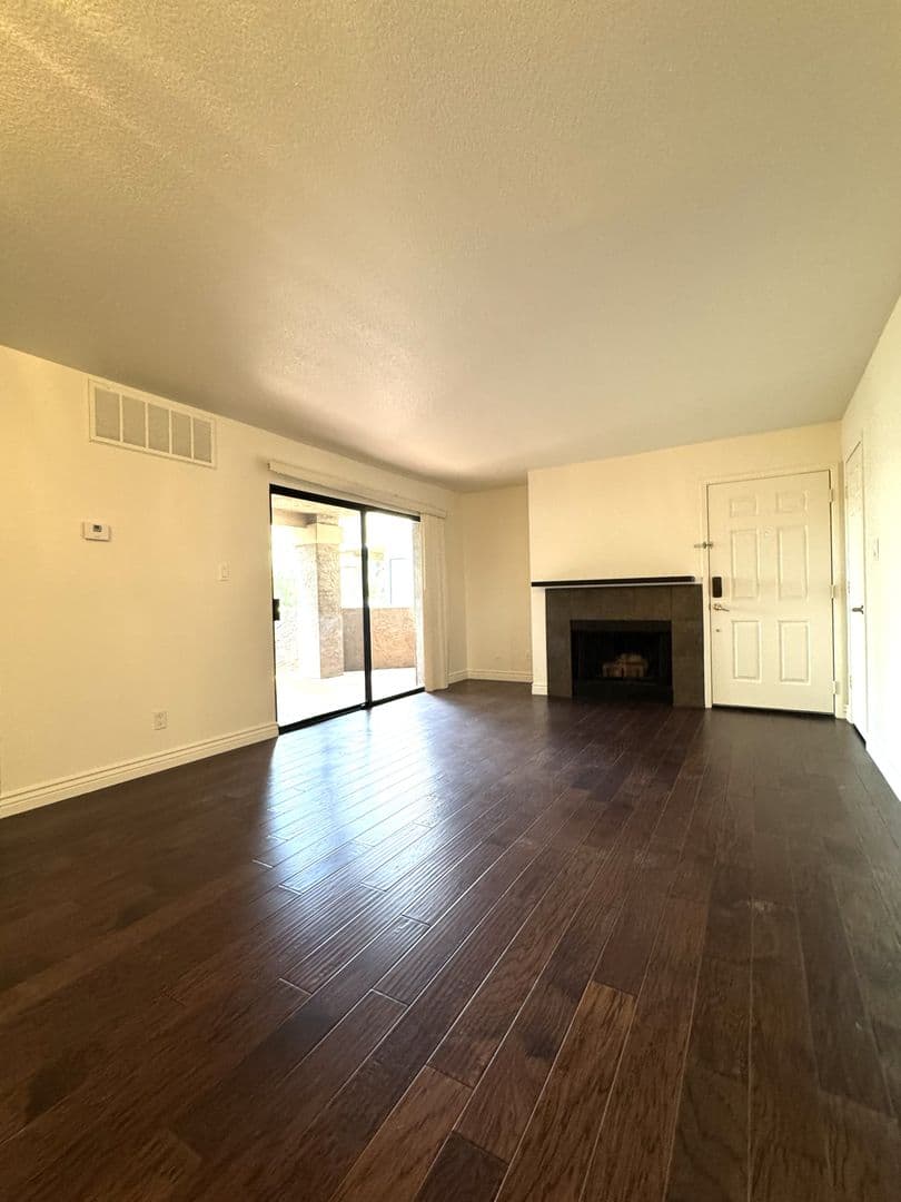 Scottsdale Condo: 5122 E Shea Blvd 1167