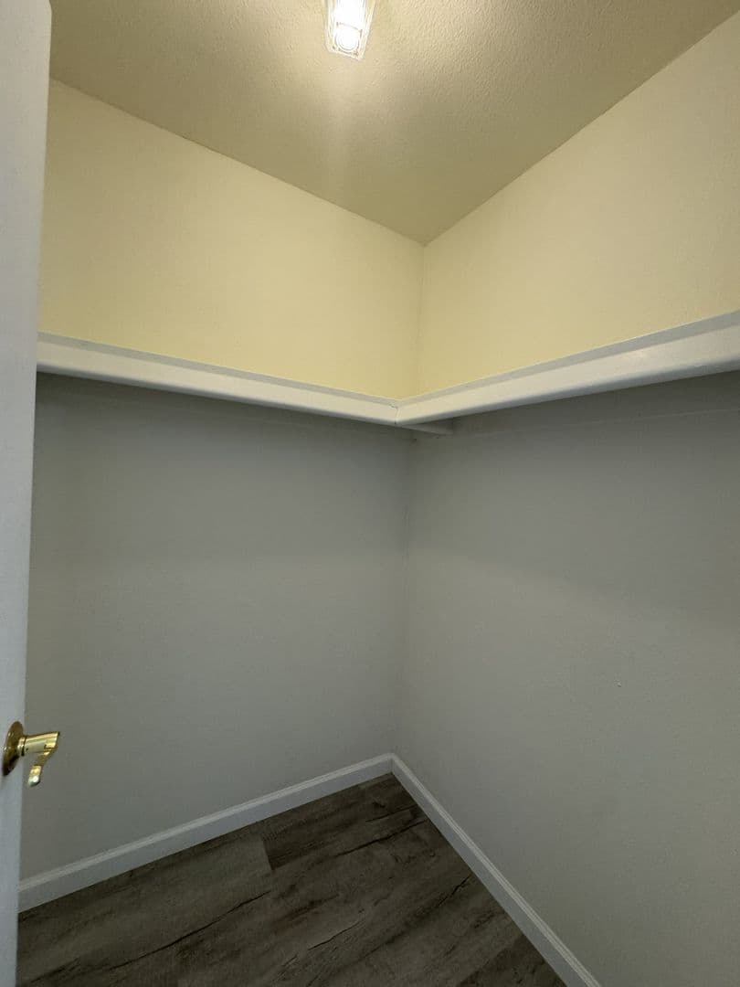 Tempe Apartment: 850 S River Dr.