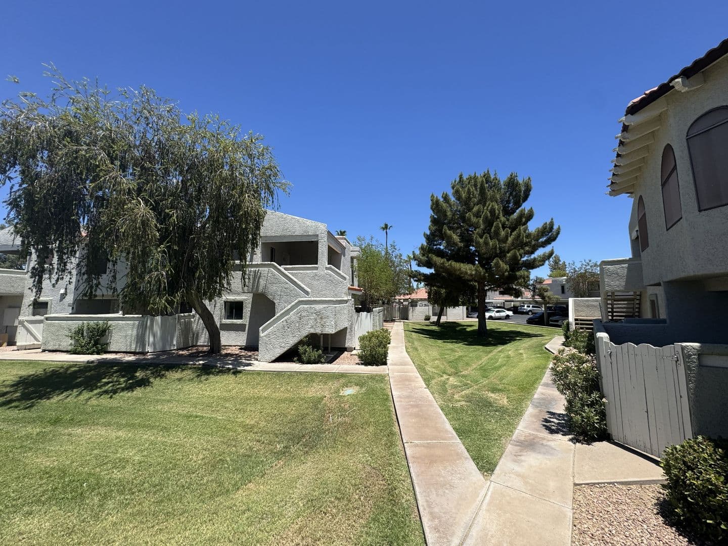 Tempe Apartment: 850 S River Dr.