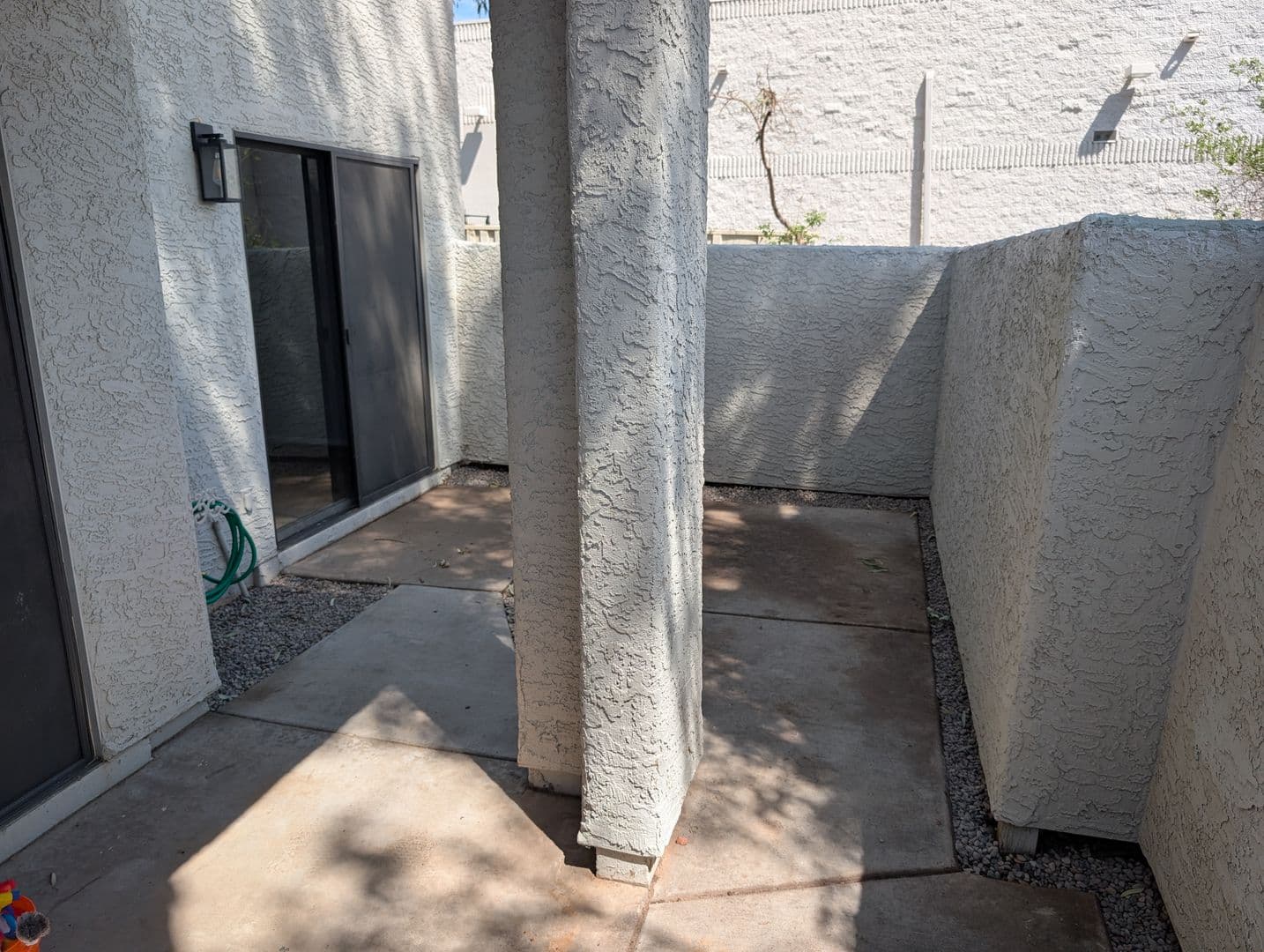 Tempe House: 850 S. River Dr. #1021