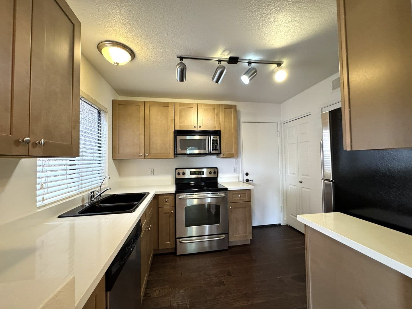 Scottsdale Condo: 5122 E Shea Blvd 1167