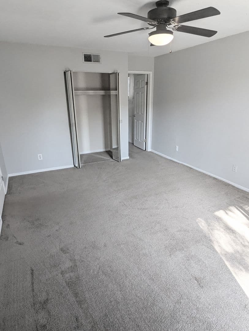 Tempe House: 850 S. River Dr. #1021