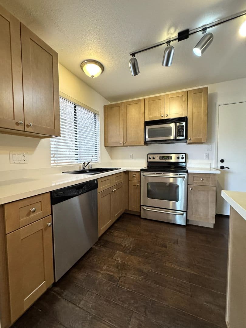 Scottsdale Condo: 5122 E Shea Blvd 1167