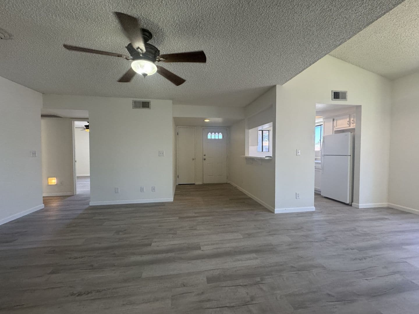 Tempe Apartment: 850 S River Dr.