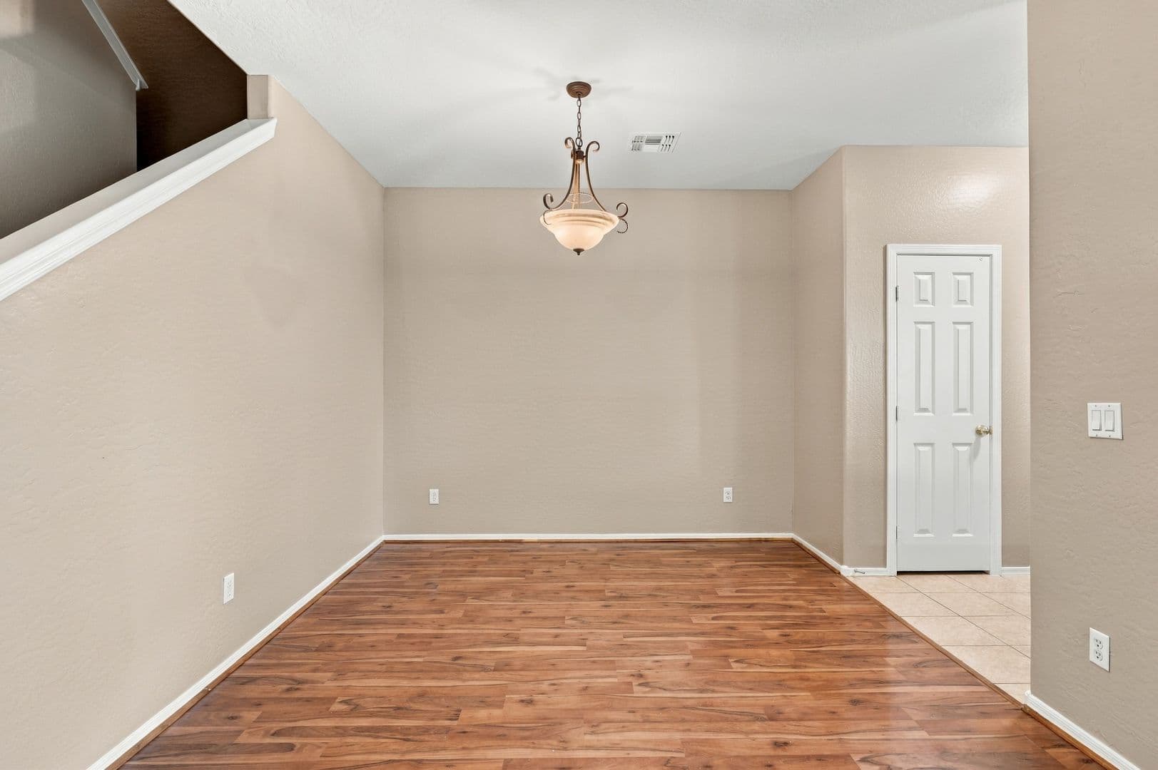 Peoria House: 7012 W Lincoln St