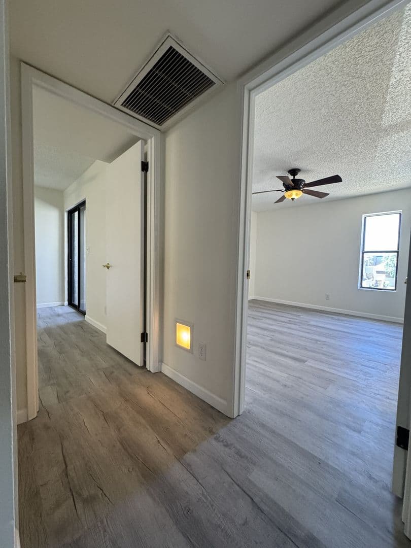 Tempe Apartment: 850 S River Dr.