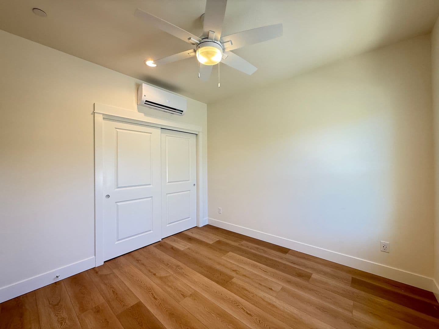Talent Apartment: 615 Talent Ave. A