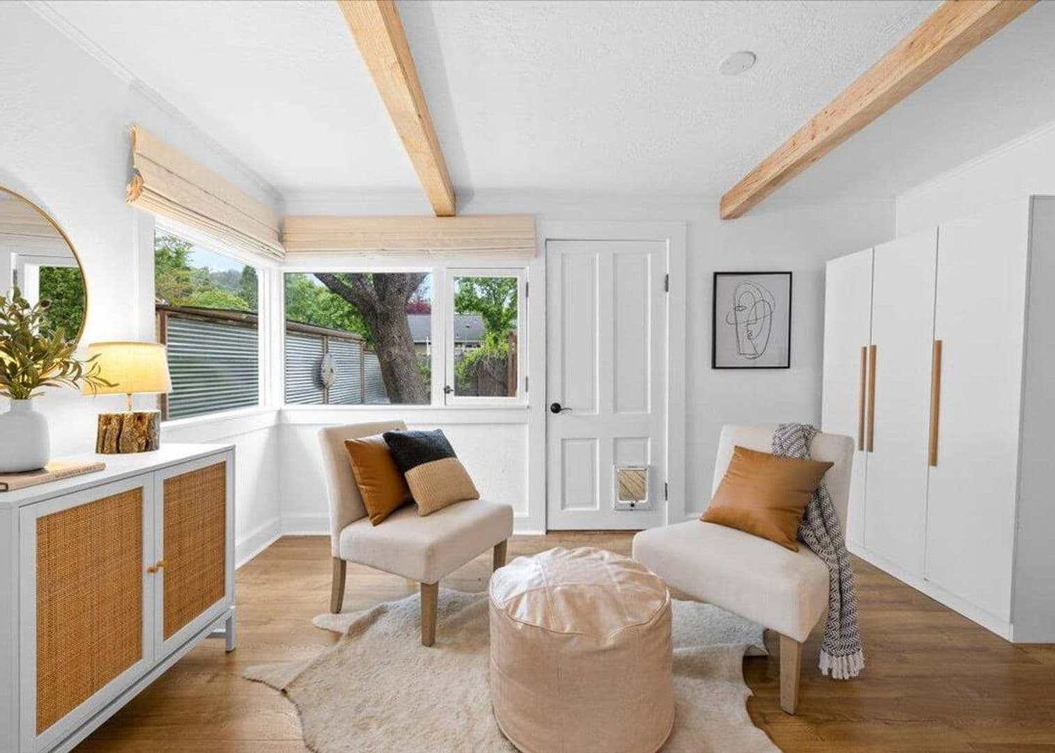 Ashland House: 171 Helman St