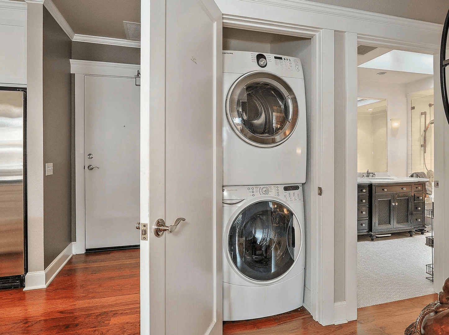 Ashland Condo: 180 Lithia Way #208