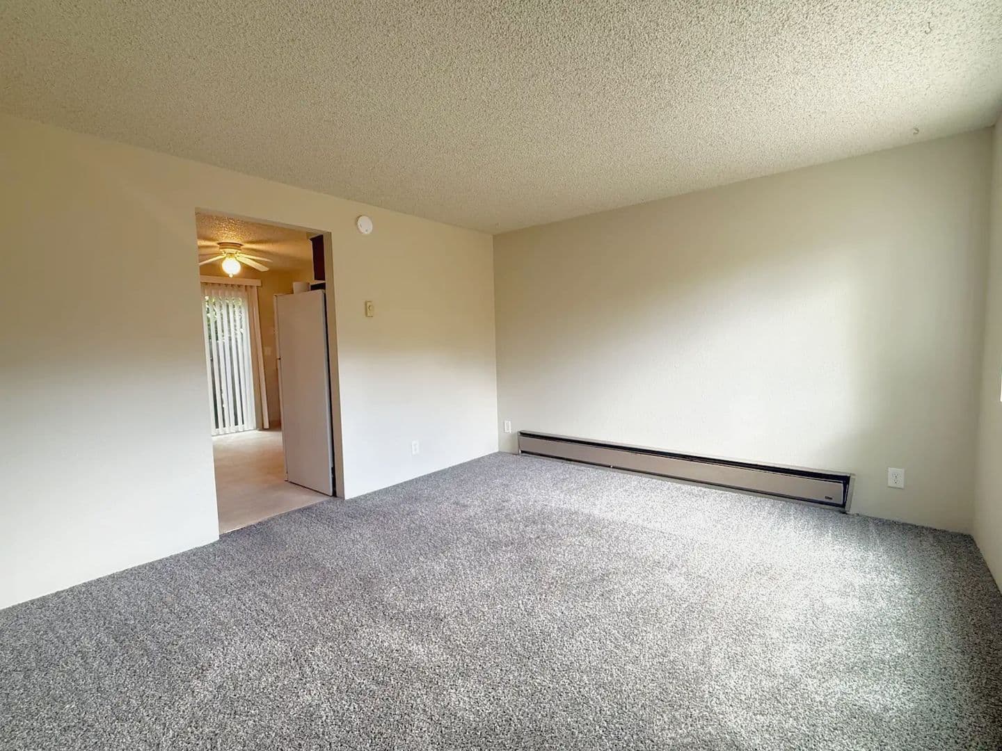 Ashland Apartment: 1274 Quincy St