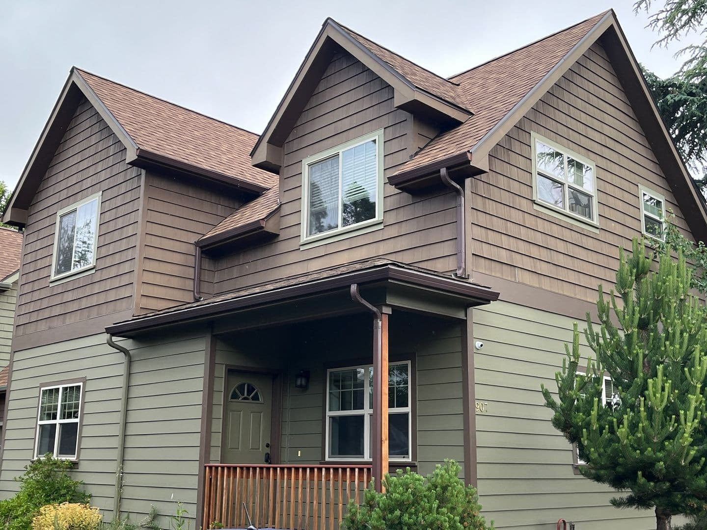 Ashland Townhome: 907 Bellview Ave