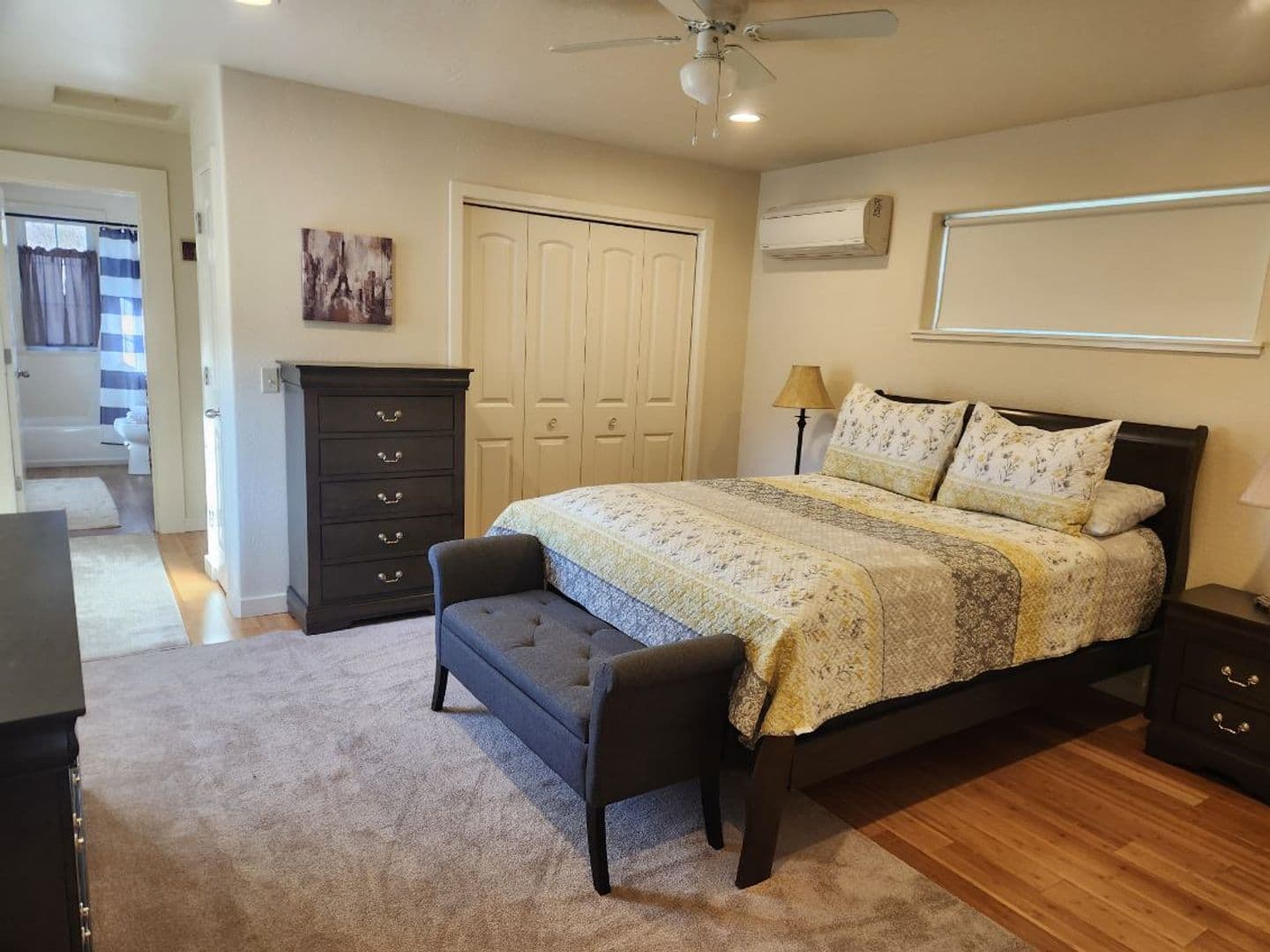 Ashland Apartment: 1280 Oak St - Miranda Carriage House #1