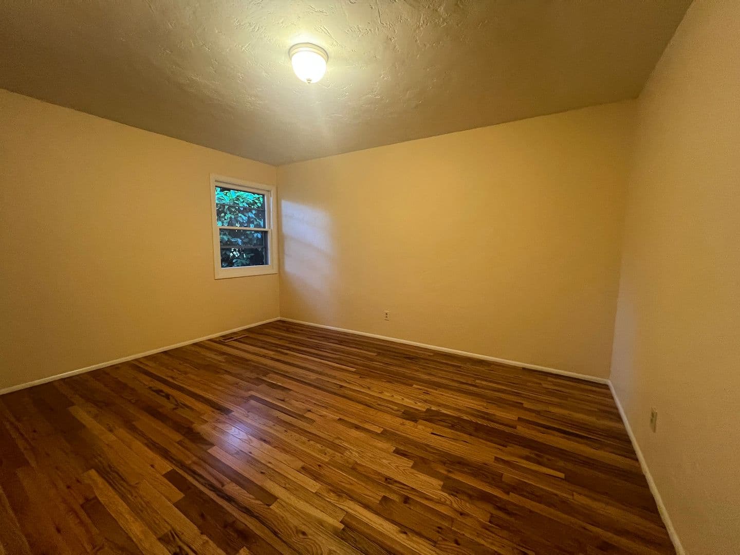 Ashland House: 840 Harmony Lane