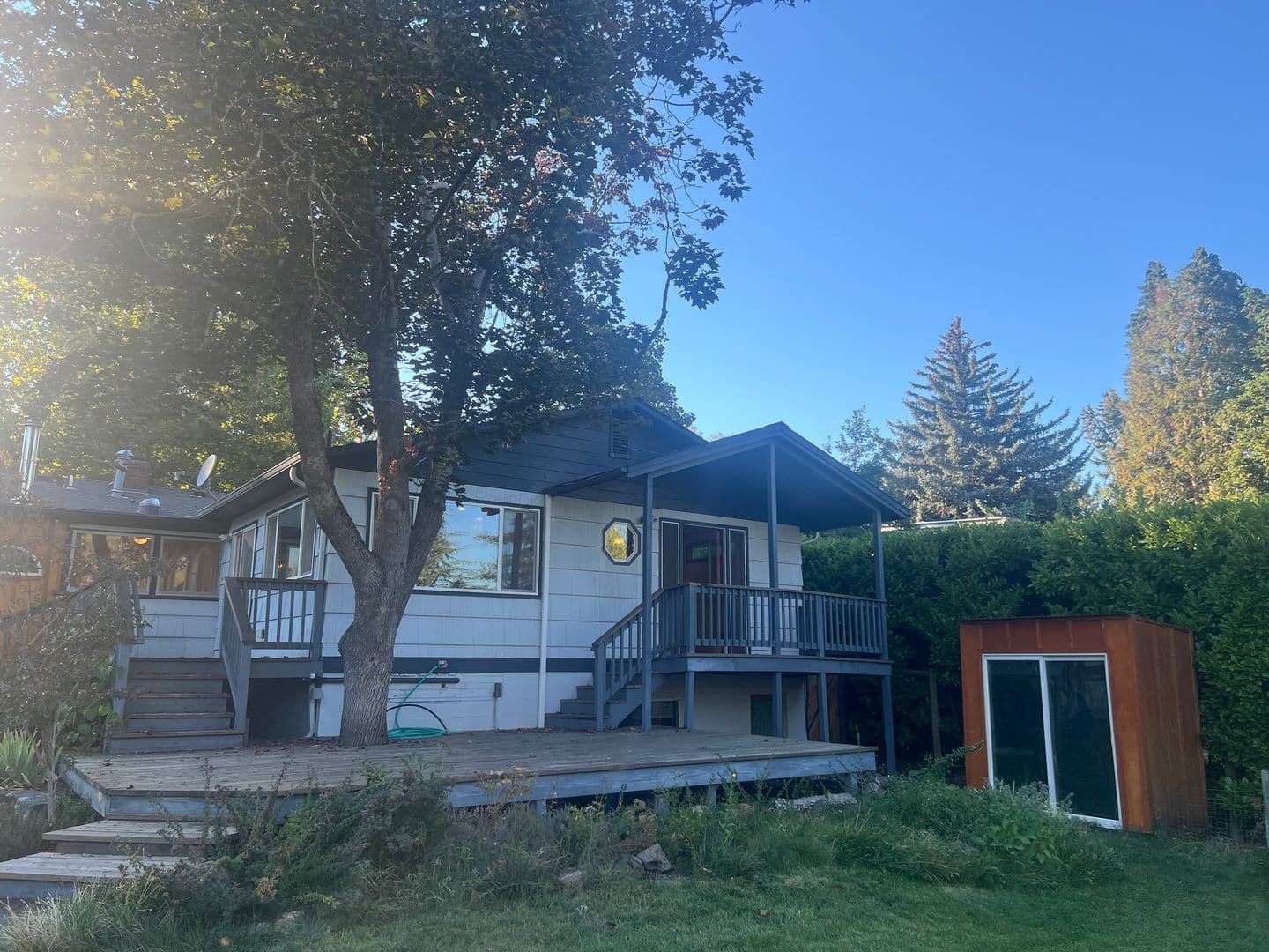 Ashland House: 840 Harmony Lane
