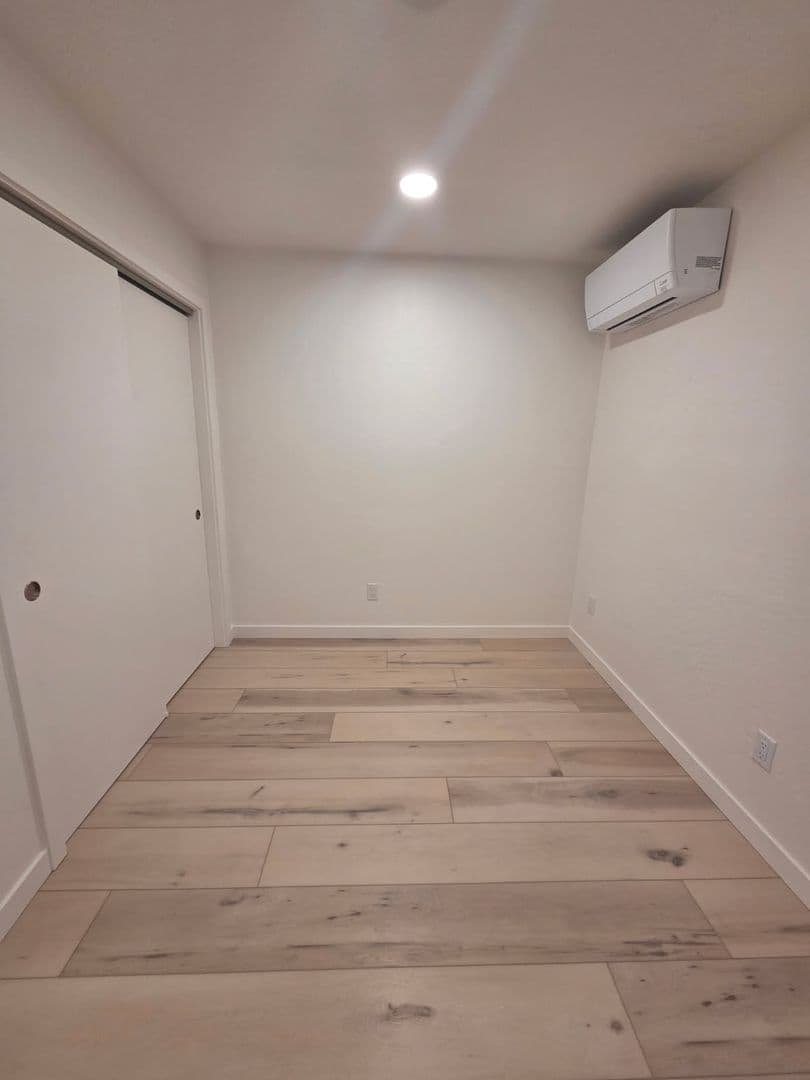 Ashland Apartment: 159 Church St