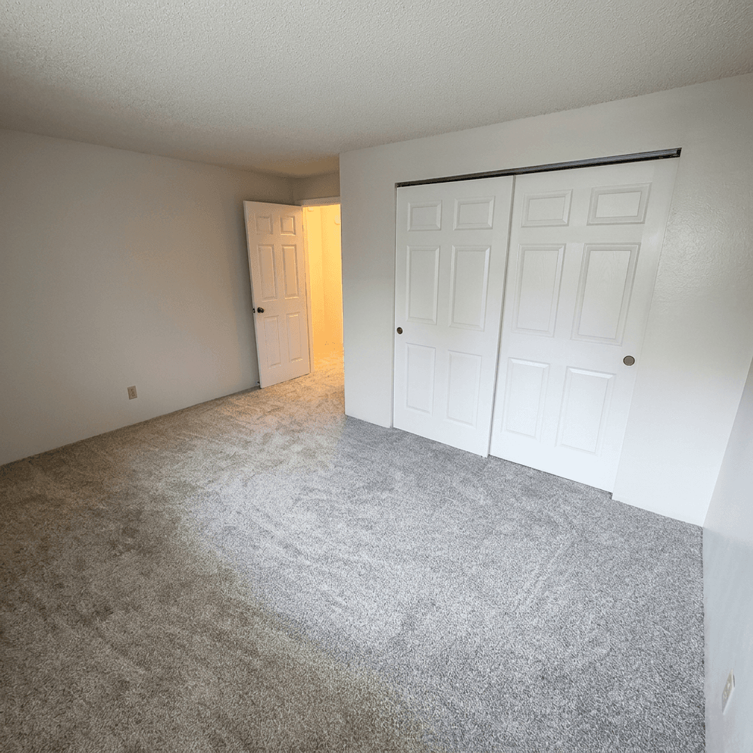 Ashland Apartment: 133 Gresham St - B