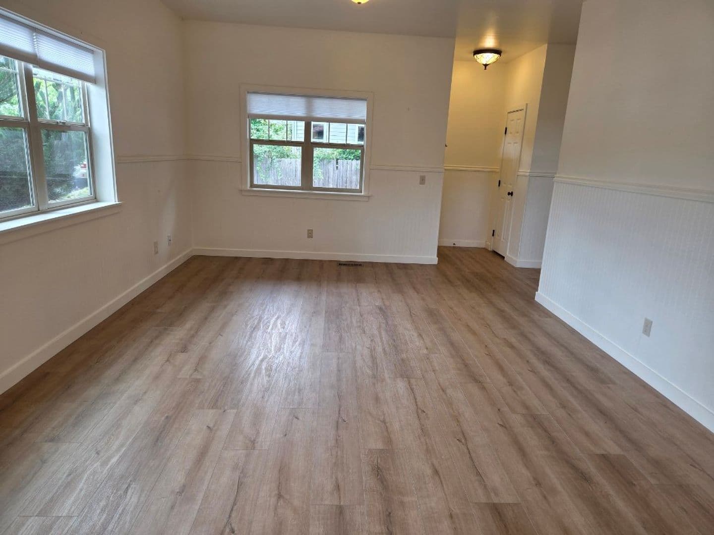 Ashland Townhome: 907 Bellview Ave