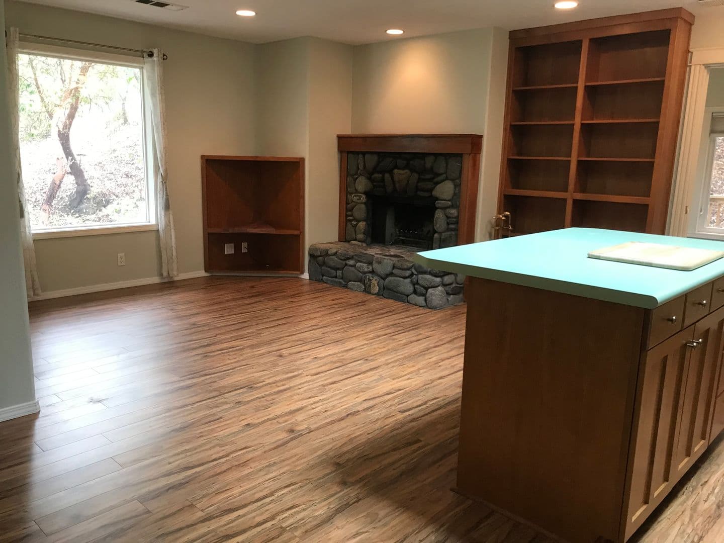 Ashland Apartment: 512 Granite St - Apartment