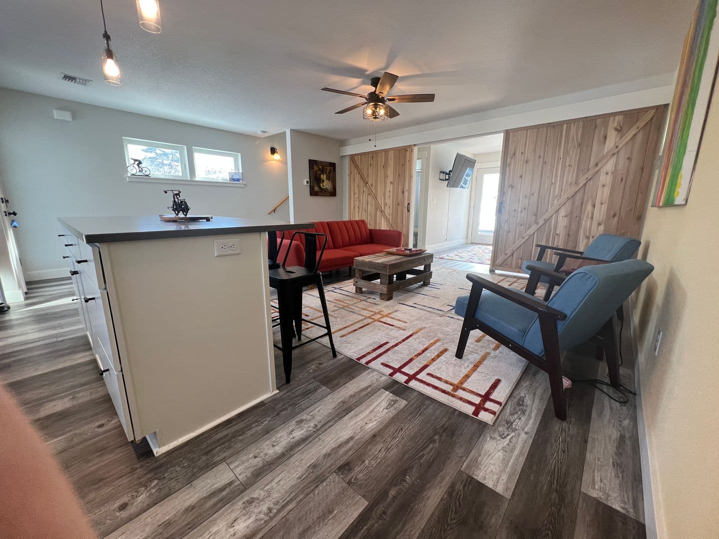 Ashland Apartment: 878 Siskiyou Blvd